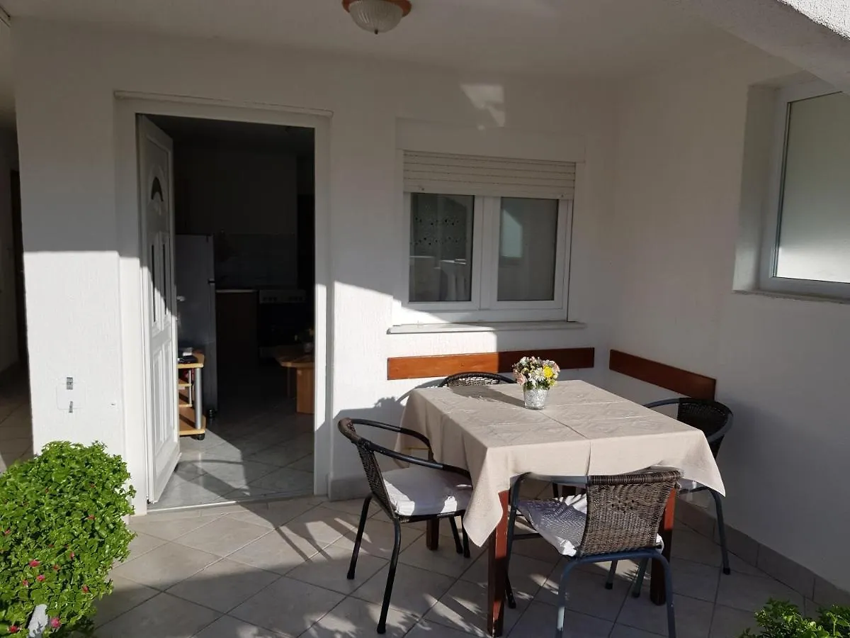 Astra Apartment Vir